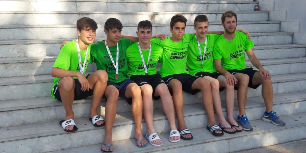 El CN San Vicente tercer mejor Equipo Alevin de la Comunidad en el Campeonato Autonómico de la piscina de La Salera en Castellón .