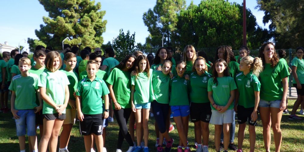 GRAN PRESENTACION DE TODOS LOS EQUIPOS DEL CLUB NATACION SAN VICENTE.