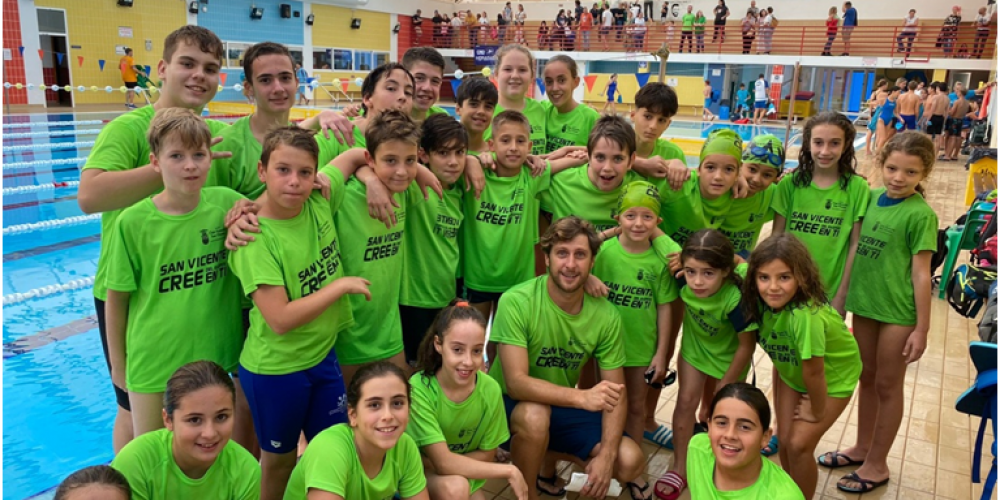 BENJAMINES Y ALEVINES DEL CLUB NATACIÓN SAN VICENTE EN PILAR DE LA HORADADA