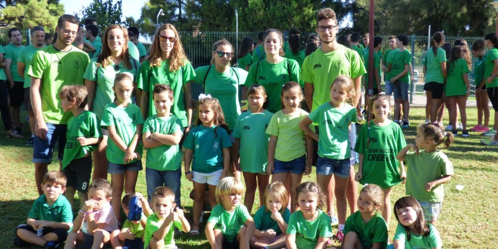 GRAN PRESENTACION DE TODOS LOS EQUIPOS DEL CLUB NATACION SAN VICENTE.