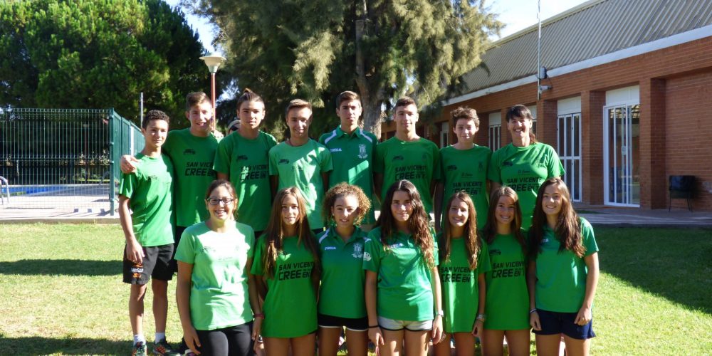 GRAN PRESENTACION DE TODOS LOS EQUIPOS DEL CLUB NATACION SAN VICENTE.