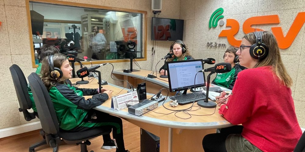 Nuevas experiencias para algunos de nuestros nadadores, gracias a @rsv95.2fm