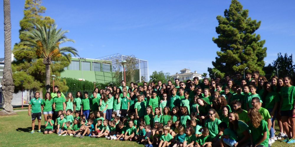 GRAN PRESENTACION DE TODOS LOS EQUIPOS DEL CLUB NATACION SAN VICENTE.